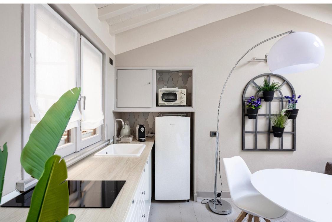 Maison Del Ducato “Cavour 24” Parma Buitenkant foto