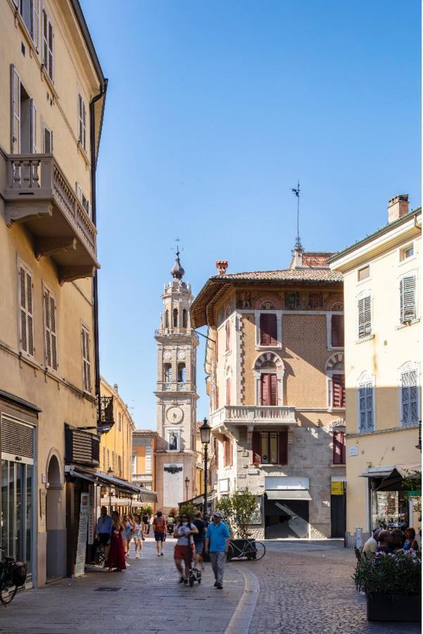 Maison Del Ducato “Cavour 24” Parma Buitenkant foto